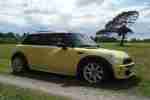 Cooper Liquid Yellow Panoramadach und Sportpaket