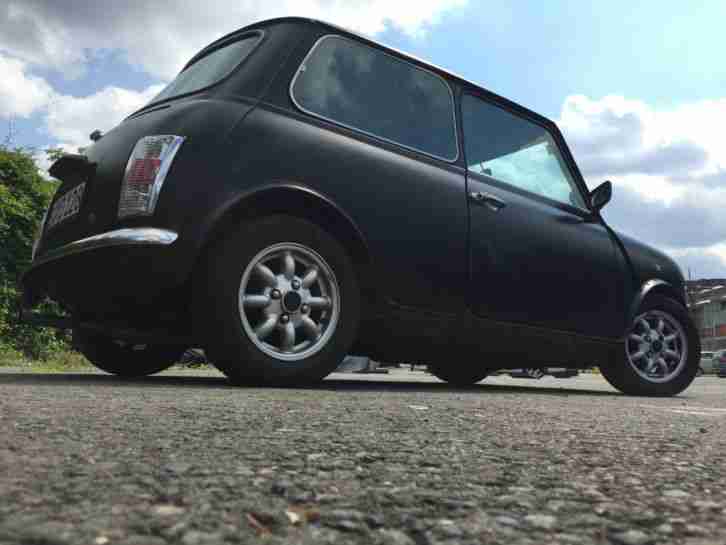 Mini Cooper MK II Mattlack Schwarz für Liebhaber