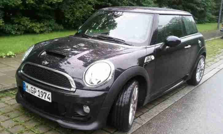 Mini Cooper S, Cooper Works-Paket, Automatik, HIFI, nur 21900 km, Topzustand