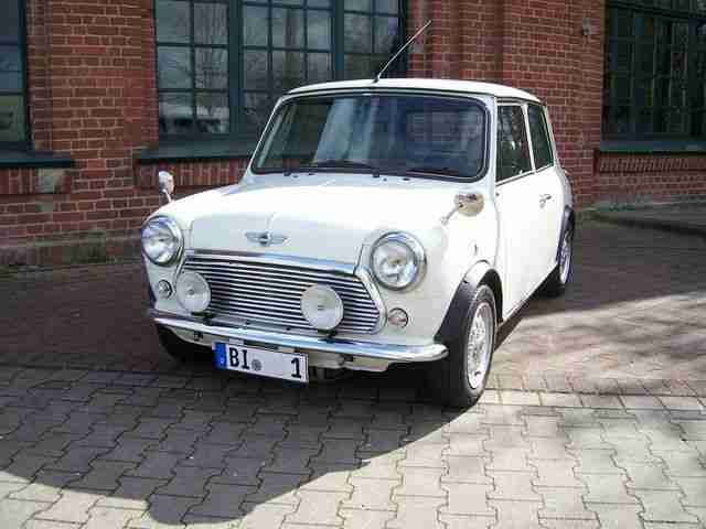 Mini Cooper S R56 Schwarz Xenon Leder Panorama Klimaautomatik