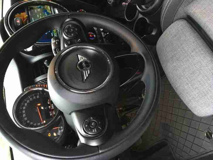 Mini Cooper SD 5 Türer JCW LED Navi 1. Hd EZ 2016 nur 5.900km, LP etwa 37.000€