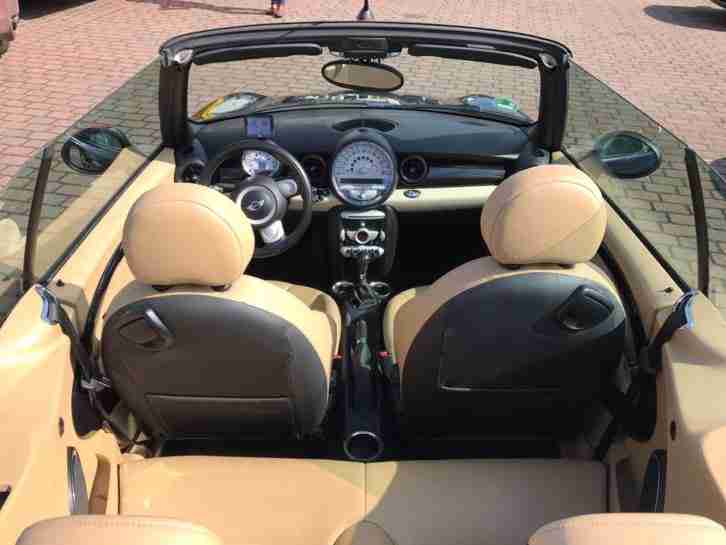 Mini Coper Cabrio schwarz Automatik top gepflegt