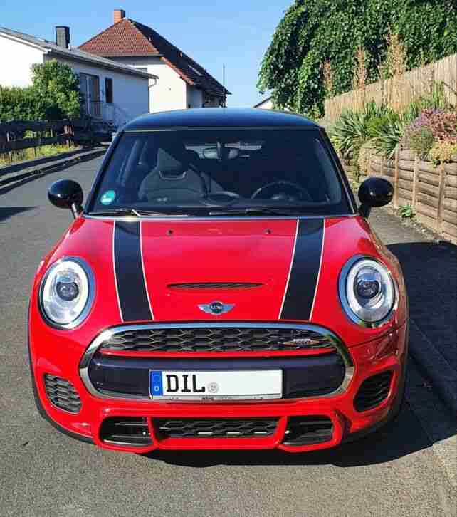 Mini John Cooper Works 170KW / 231 PS Top Zustand mit Alu Winterräder