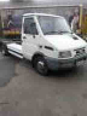 Minisattelzug Iveco Daily 49-15