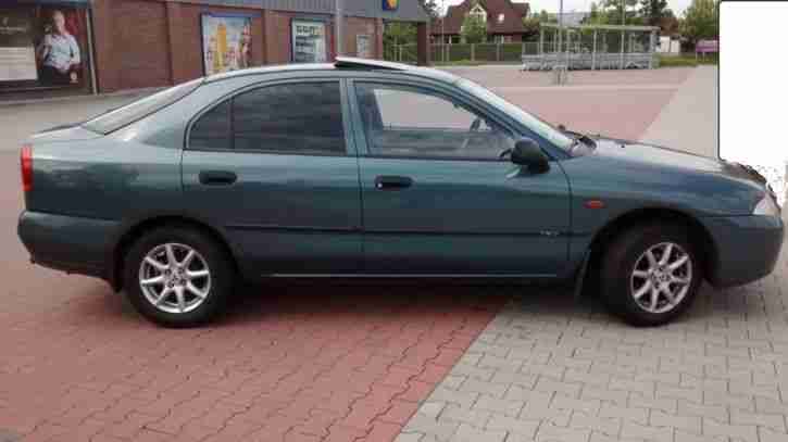  .Mitsubishi Carisma 1,6 166.000 km