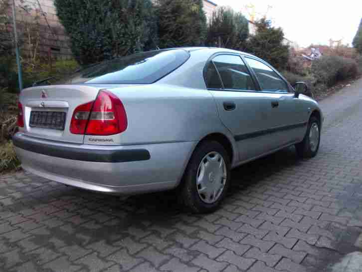Mitsubishi Carisma 1.8i ... aus 2000 ... "Rentner-Auto" ... TÜV neu!
