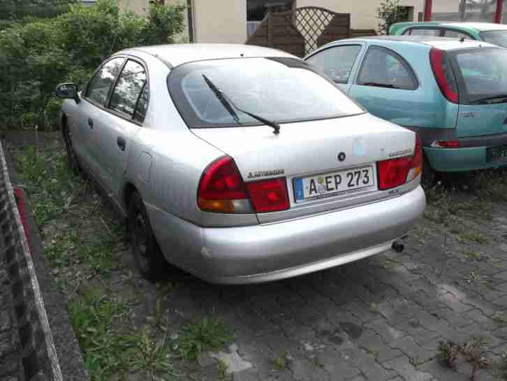 Mitsubishi Carisma Automatik silber 4 Trg.