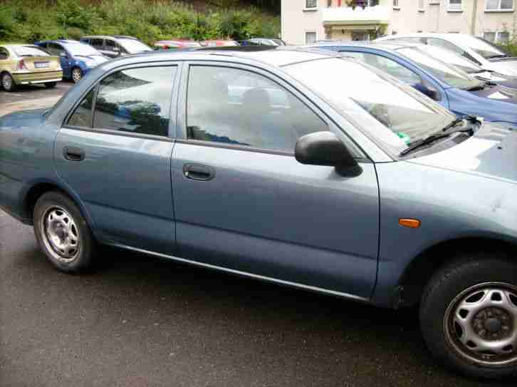****Mitsubishi Carisma**** blau