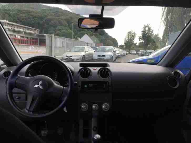 Mitsubishi Colt CZ3 1.5 DI-D Motion 1.Hand TÜV 11/2017