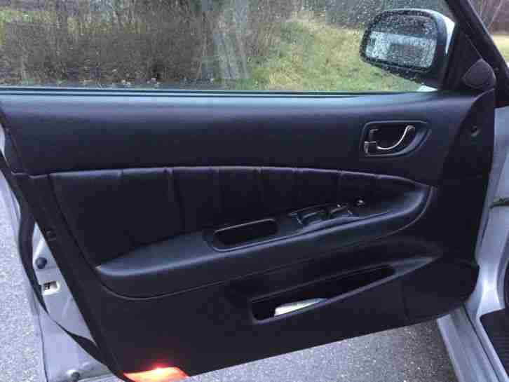 Mitsubishi Galant EA0 Avance Automatik Kombi Vollausstattung AHK Leder