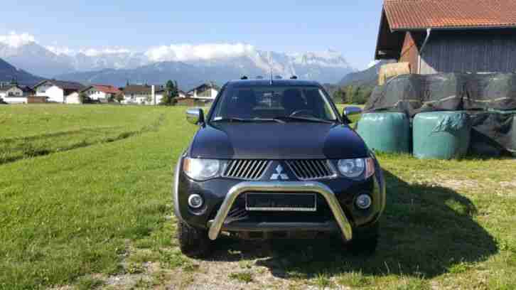 Mitsubishi L200 Club Cab 2,5 D Intense VIELE EXTRAS L 200