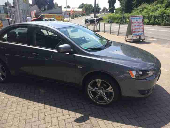 Mitsubishi Lancer 1.8 Sportlimusine Invite Ausstattung