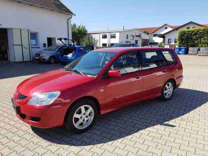 Mitsubishi Lancer Wagon / Kombi mit Winterreifen, Anhängerkupplung und Klima