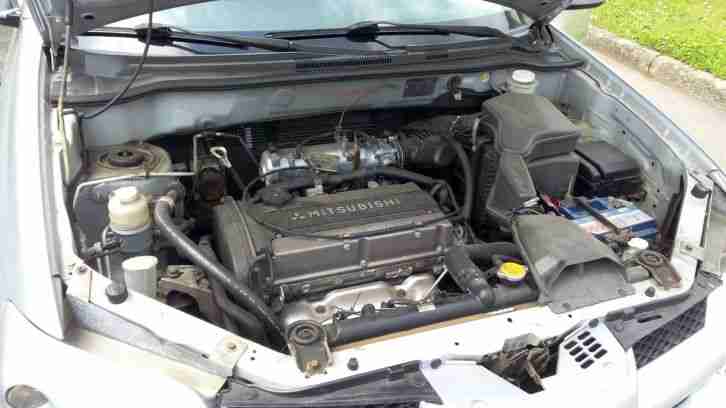 Mitsubishi Outlander 2,0 Sport 4WD, Leder, Klima, AHK, Sitzheizung, TÜV 02.2016