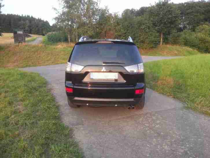 Mitsubishi Outlander 2,2 BJ 2008 156 PS Diesel Winterreifen auf Alu Neuwertig