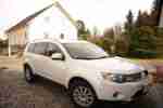 Outlander 4WD 2.0 DID Instyle 7Sitzer Leder,