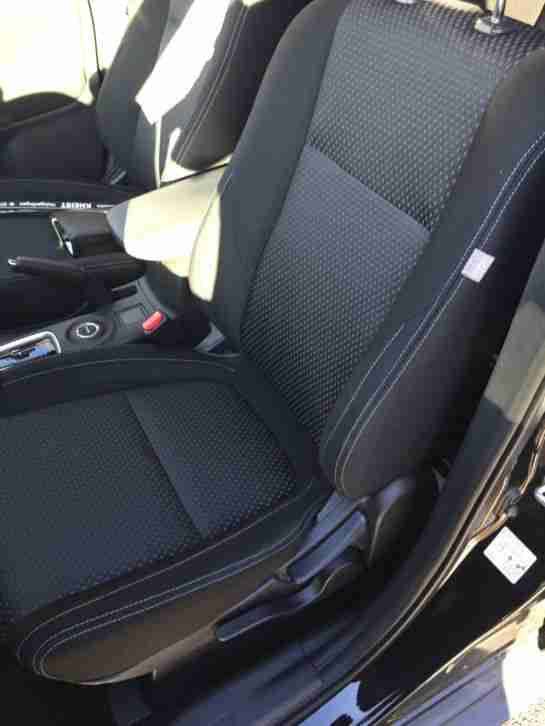 Mitsubishi Outlander Plus 2,2 DI-D 4WD AT
