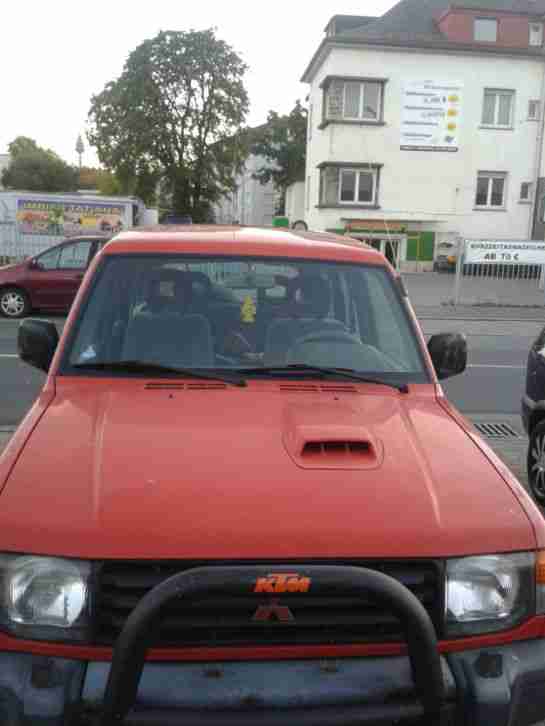 Mitsubishi Pajero 1Hand