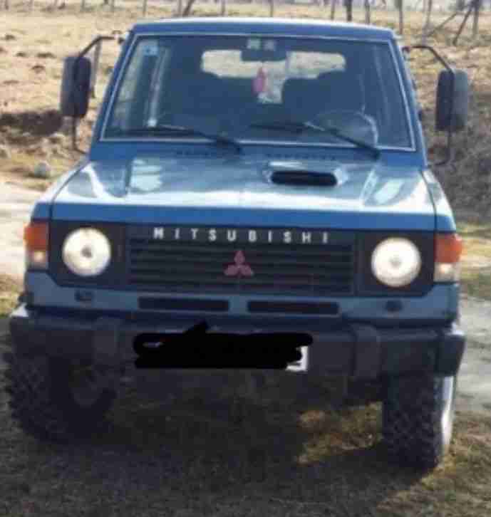 Mitsubishi Pajero 2,5 Diesel Oldtimer Bj 1988 Neue Reifen Top