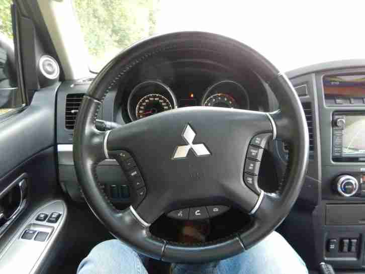 Mitsubishi Pajero 3.2 DI-D Instyle Autom.