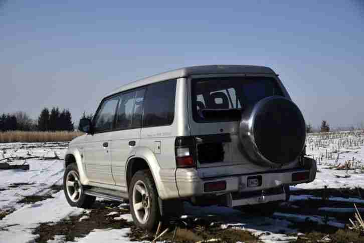 Mitsubishi Pajero J 4x4, benz-LPG, 3,5, TüVFebr.2017 BJ 94