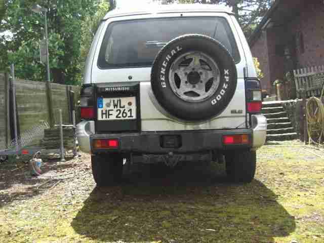 Mitsubishi Pajero Lang GLS V6 3000 Schiebedach, AHK, 7 Sitze