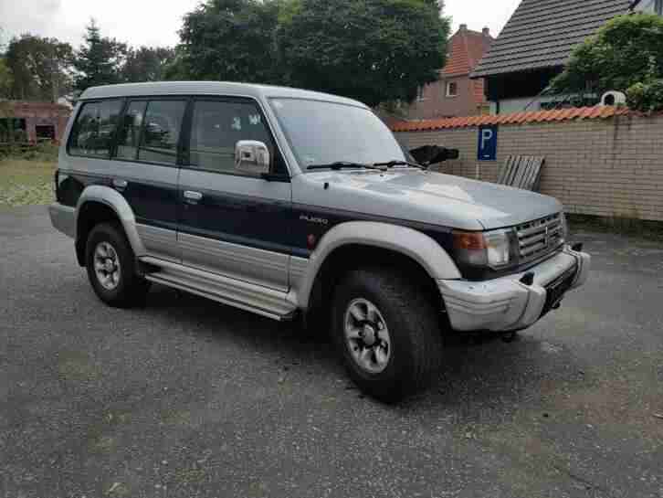 Mitsubishi Pajero V20 American Dream, 3000 V6 Benziner!!