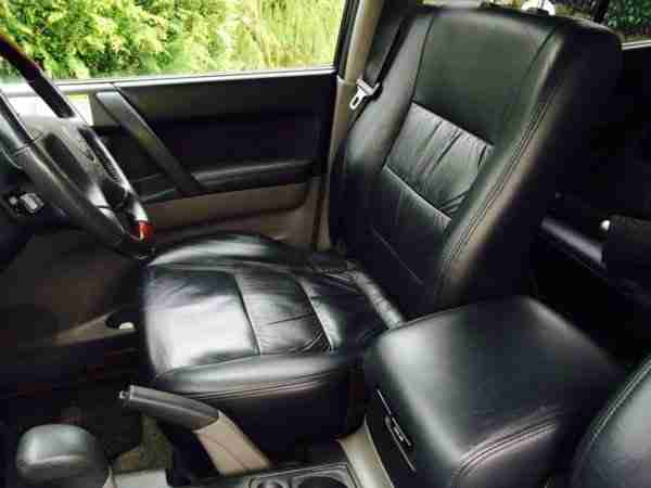 Mitsubishi Pajero V60 Automatik Leder DPF AHK Scheckheft 7 Sitze Top gepflegt