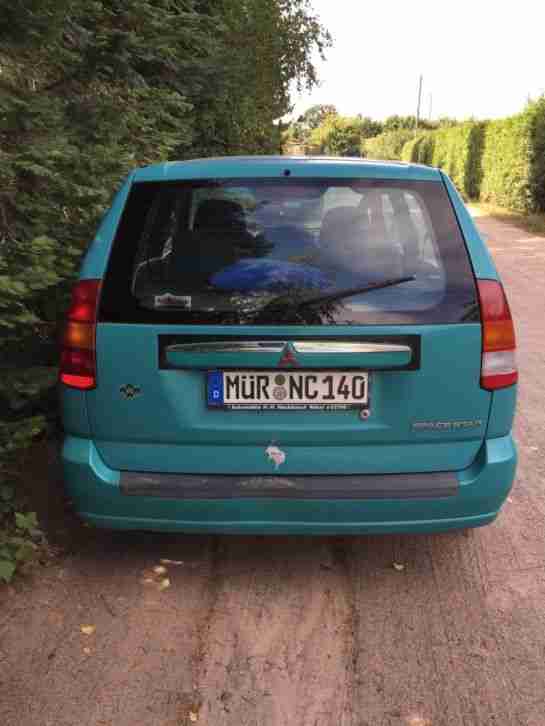 Mitsubishi Spacestar,61kw, Linker Kotflügel defekt und linker Scheinwerfer ,