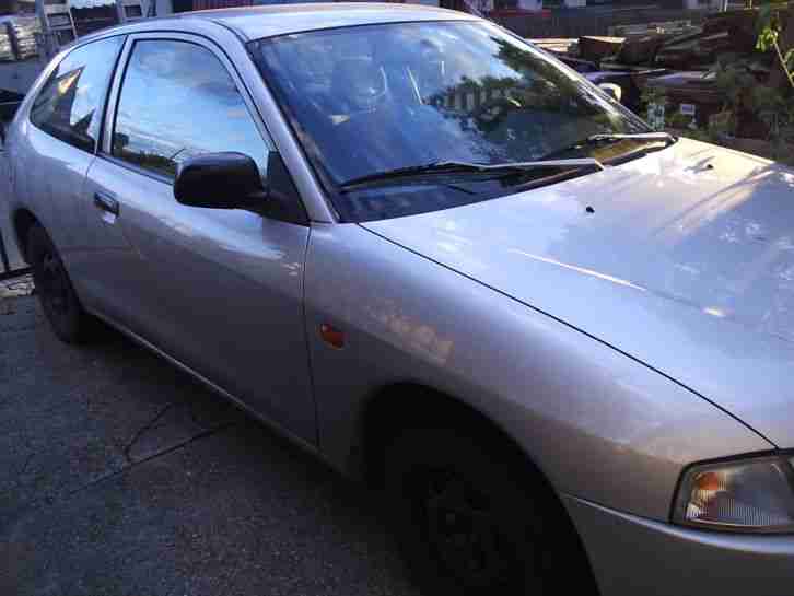 Mitsubishi colt baujahr 1996 mit Tüv NUR
