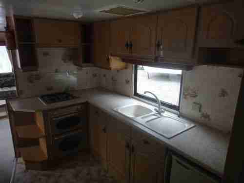 Mobilheim Willerby Granada caravan winterfest willerby wohn wagen Dauercamping