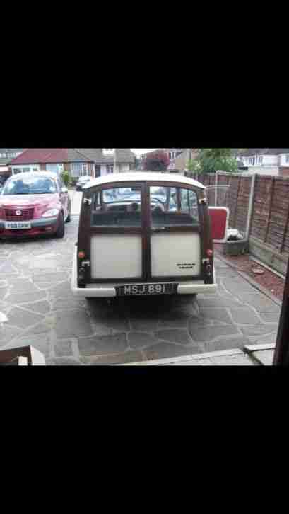 Morris Minor Traveller