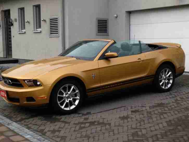Mustang Cabriolet Wie Neu ! Elekt. Verdeck !7EZ 12 2013