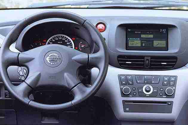 NISSAN ALMERA TINO 136 PS silber mit Partikelfilter + AHK