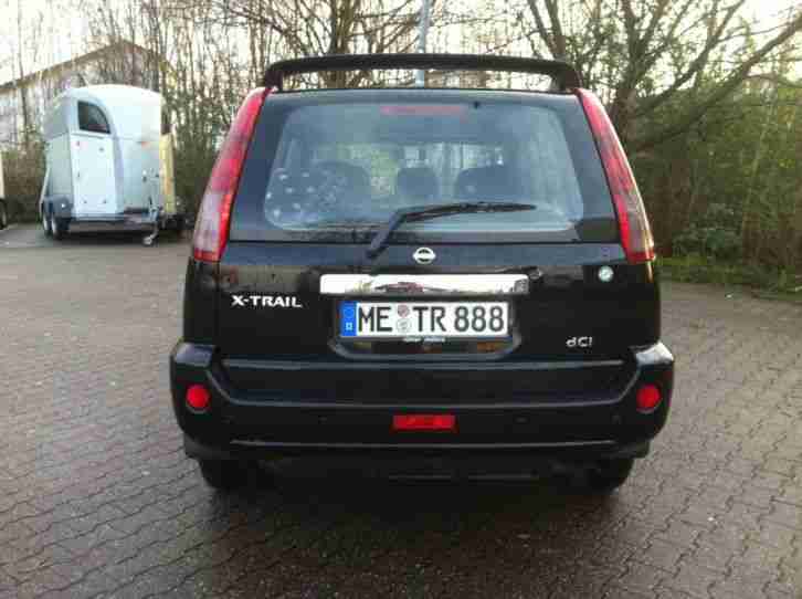 NISSAN X-Trail 2,2 dci 4x4 sport x trail allrad no toyota jeep navara