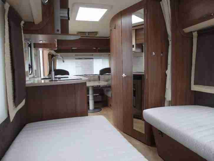 Neu Angebot jetzt €16400 Bürstner Averso Top 475 TL Wohnwagen+Sonnensegel