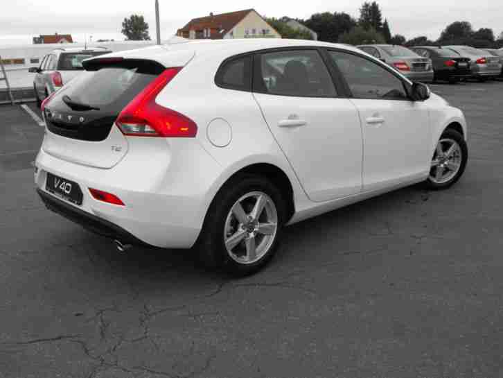 Neuwagen LEASING - Volvo V40 T2 YOU! - €282,- monatl. Leasing/€ 0,- Anzahlung