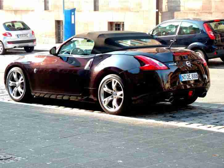 Nissan 370Z Roadster Pack NAVI BOSE LEDER PARK 19RAYS ALU Eibach 1.HD unfallfrei