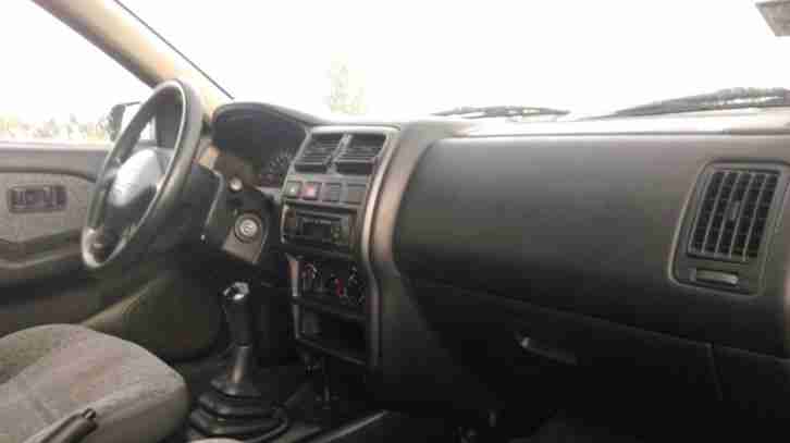 Nissan Almera 1.4 TÜV KLIMA