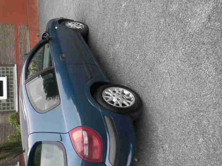 Nissan Almera 1,5i Klima