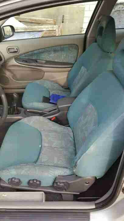 Nissan Almera 2,2 d mit Getriebeschaden, Bastlerfahrzeug