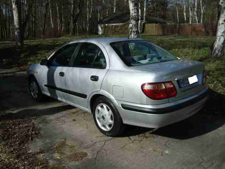 Nissan Almera N16 Ez.2001 erst 91500km lückenlos Scheckheft TÜV bis 12/2016