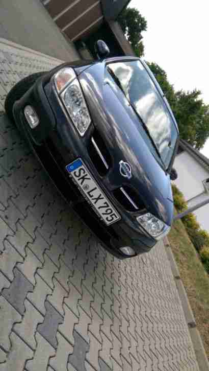 Almera Schwarz BJ 2002 TÜV Neu 06 17 130tkm Euro