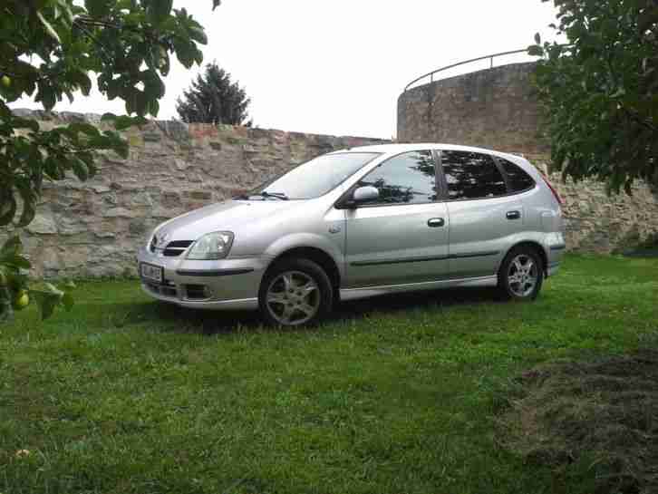 Nissan Almera Tino Diesel 2.2 dci TOP Zustand