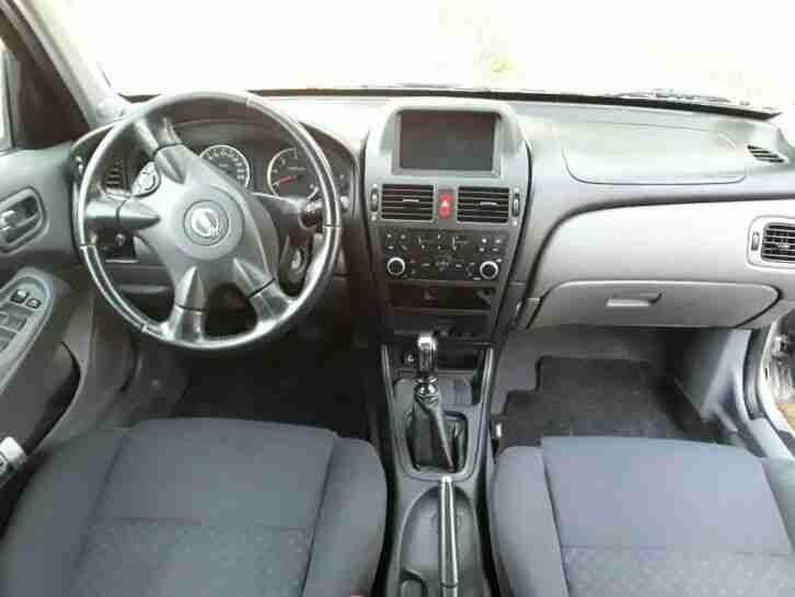 Nissan Almera Tino V10 EZ 2004 HU 10/2019 Grün Bastlerauto AHK