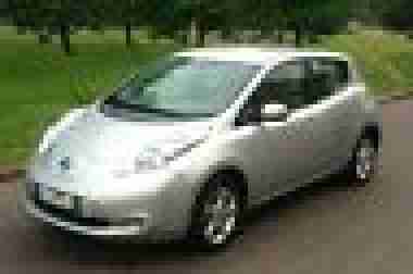 Nissan LEAF Elektro , Kamera, NAVI, MP3, LED,