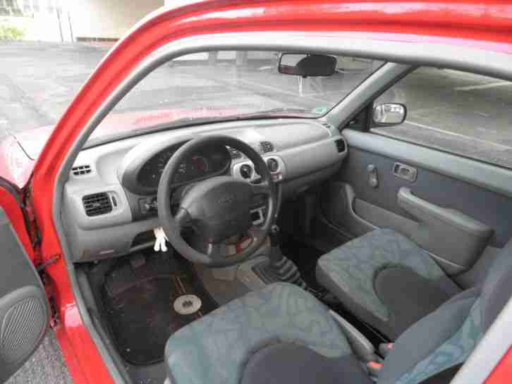 Nissan Micra 1.0l