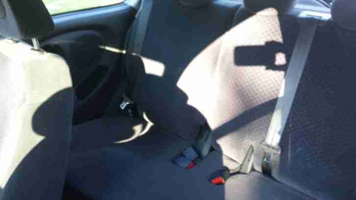 Nissan Micra BlackEdition,Voll. TÜV neu, Stadhz. ehm.Renter, wenig km, Anschauen