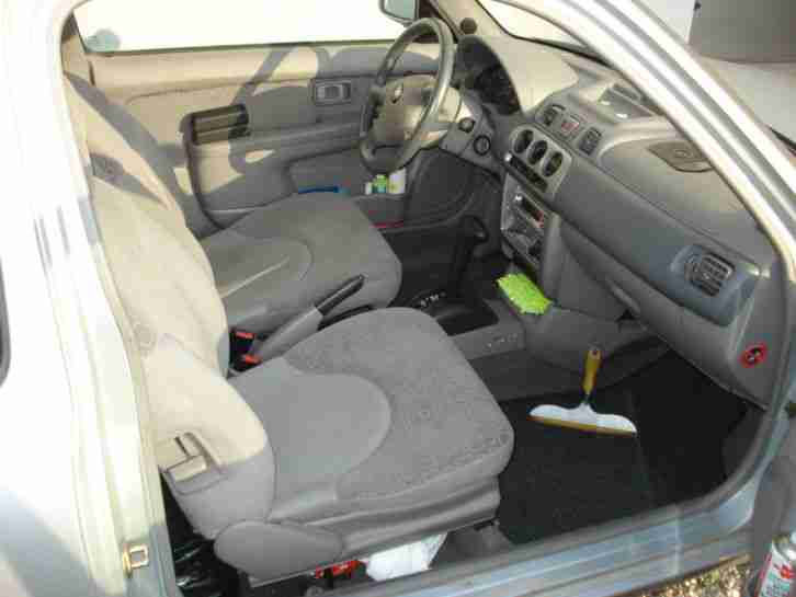 Nissan Micra K 11 LPG Gas 1,4 l Automatik Getriebe Schaden