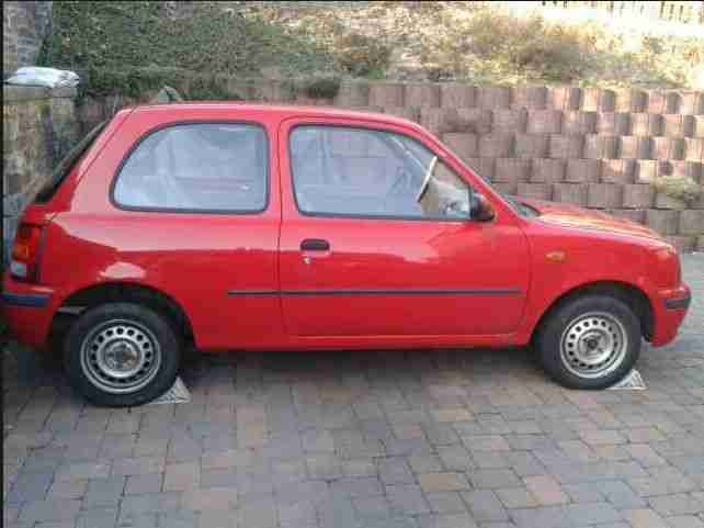 Nissan Micra K11 - zustand keine Beulen und keine Kratzer